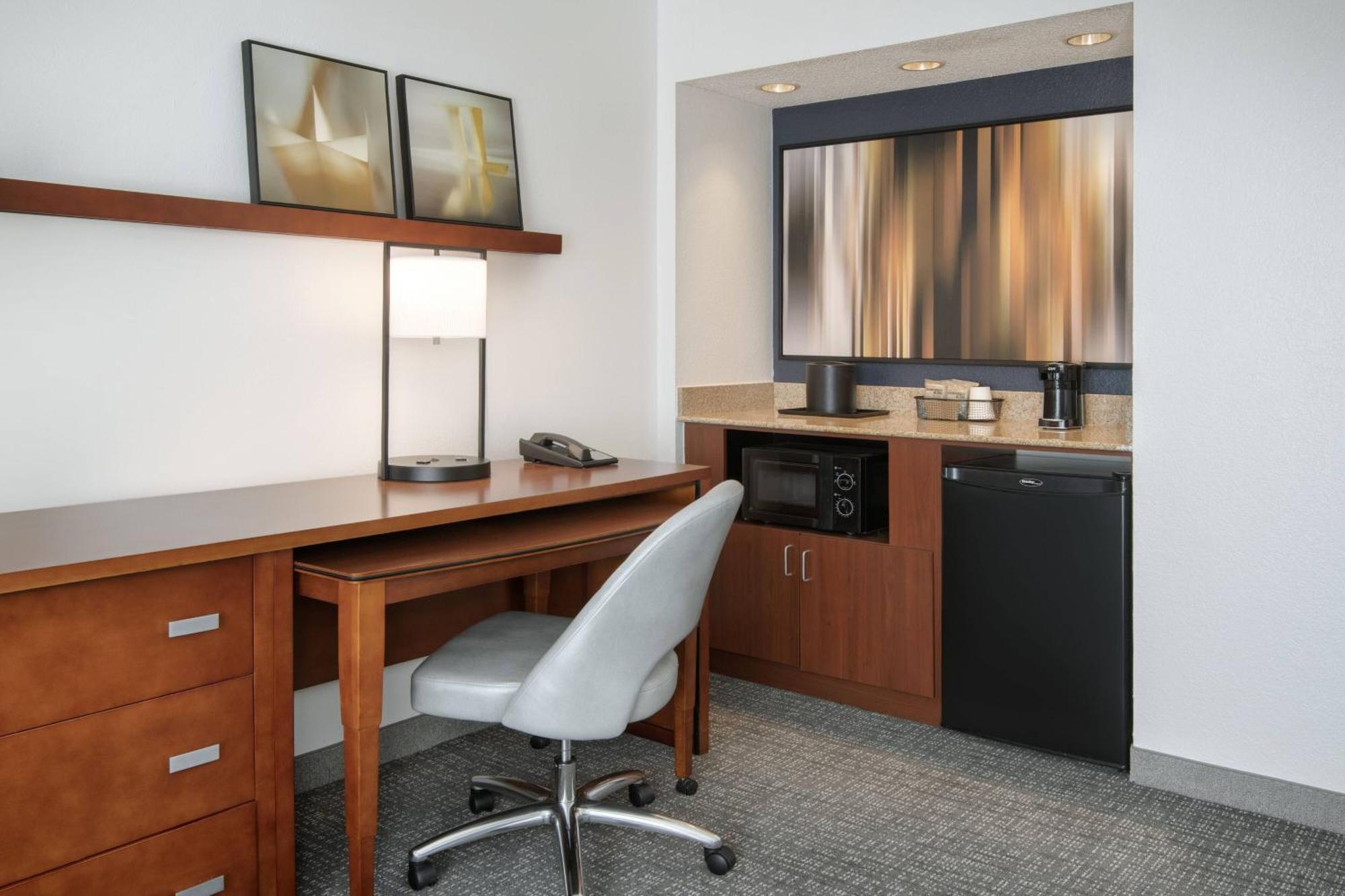 Hotel Courtyard By Marriott Augusta Extérieur photo