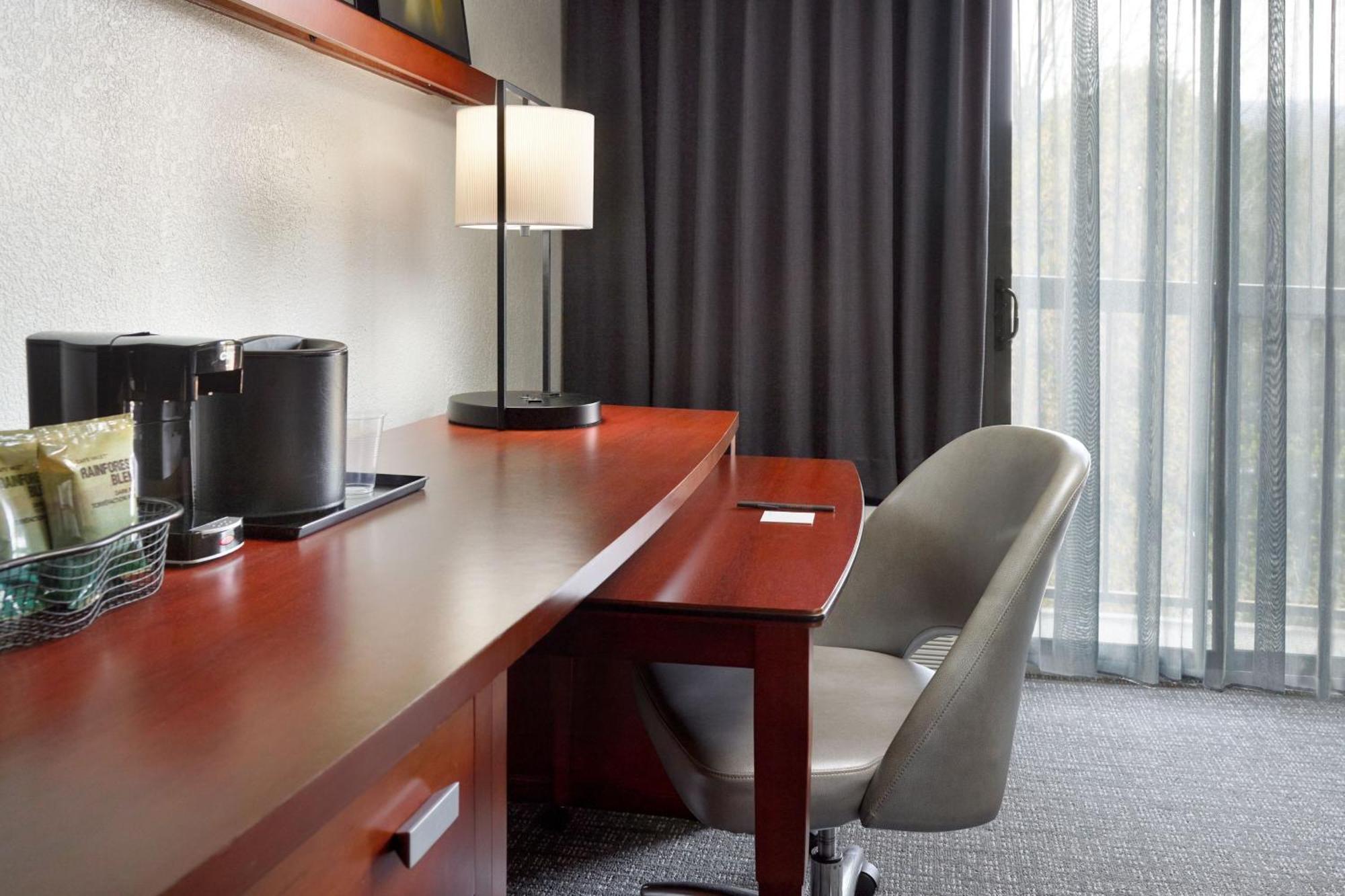 Hotel Courtyard By Marriott Augusta Extérieur photo