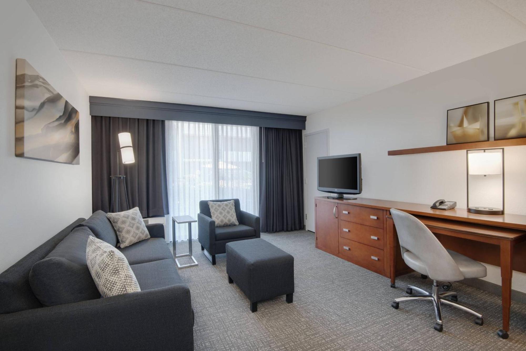Hotel Courtyard By Marriott Augusta Extérieur photo