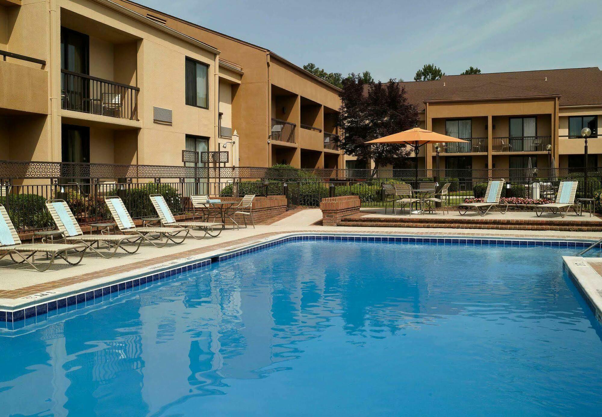 Hotel Courtyard By Marriott Augusta Extérieur photo